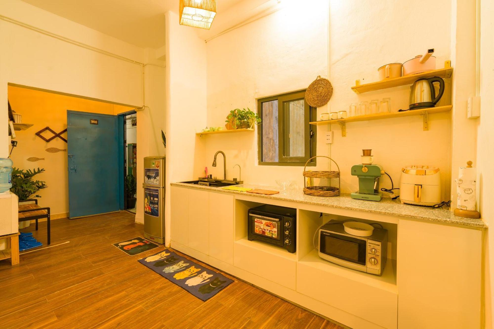 1967 Apartment *